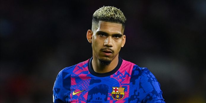 Virals: Liverpool target Ronald Araujo ‘rejects’ Barcelona contract