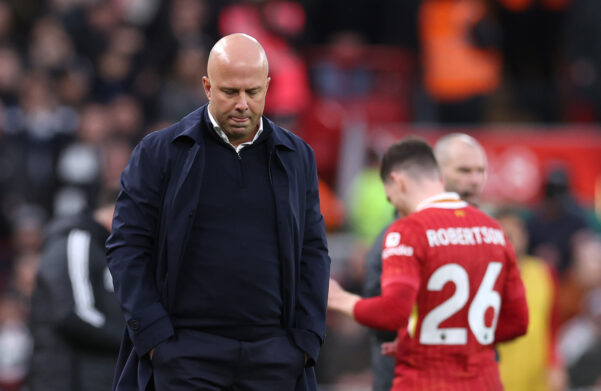 Arne Slot tactics Andy Robertson