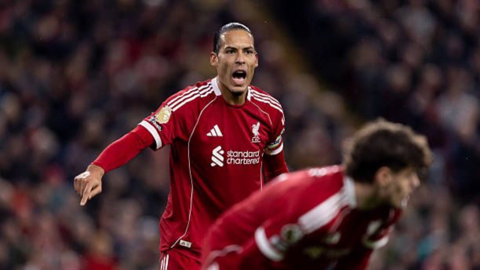 Paul Scholes slams Van Dijk ‘sloppiness,’ labels Man Utd star the best in the Premier League