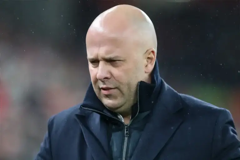 Arne Slot hints at surprise Liverpool starting XI decision ahead of PSG clash in UEFA Champions League