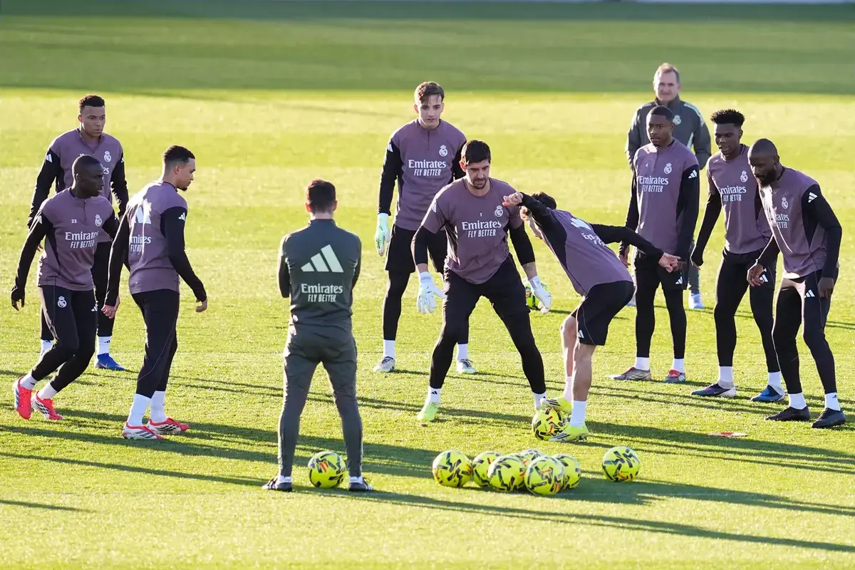 Liverpool and Manchester United ‘ready for transfer war’ over £80m Real Madrid sensation
