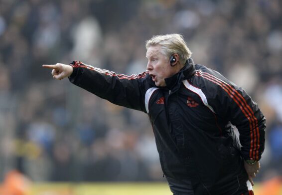 Sammy Lee questions Arne Slot’s “Un-Liverpool” tactics
