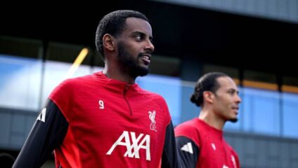 Alexander Isak training in Liverpool training gear