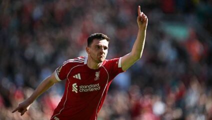 Liverpool half time ratings: Alexander Isak and Andy Robertson take Reds to a 2-0 lead