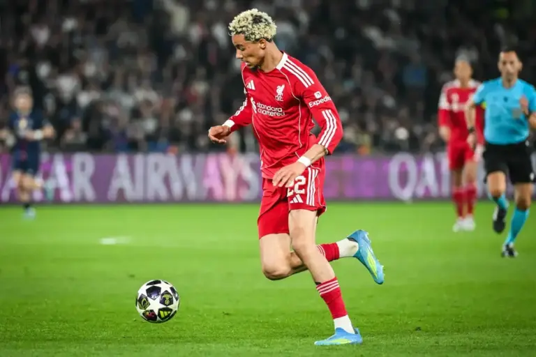 Liverpool star told to change position after PSG ‘disgrace’