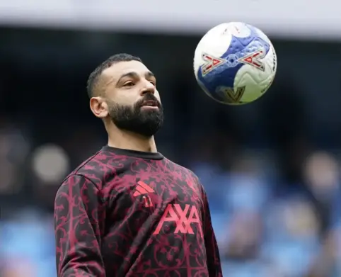 John Barnes: Liverpool shouldn’t replace Mohamed Salah as Reds icon points out ‘real’ problem