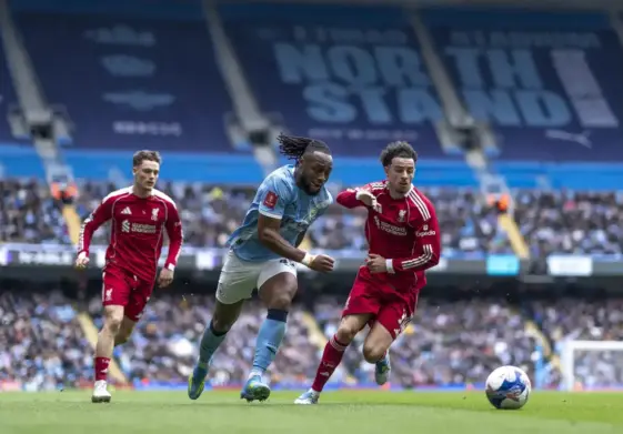 Dion Dublin slams Liverpool players “hiding” v Man City