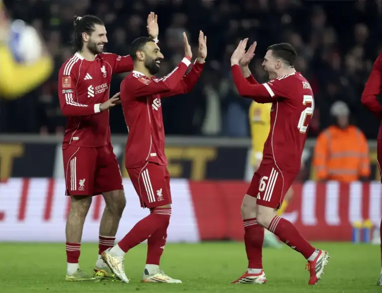 Liverpool stars share farewell messages for Robertson and Salah
