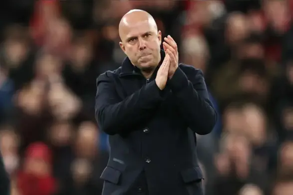 Liverpool handed injury boost as Arne Slot delivers team news ahead of Chelsea visit
