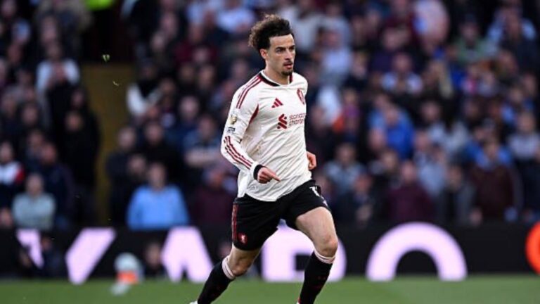 Liverpool Half-Time Player Ratings vs Aston Villa