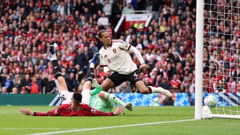 Liverpool half time ratings: Arne Slot’s side trail 2-0 to Manchester United as Robertson and Gakpo get exposed