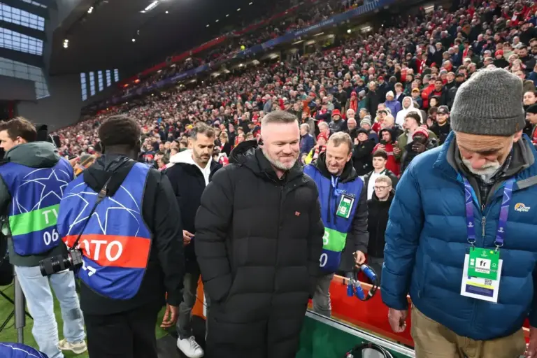 Rooney blasts ‘selfish’ Salah and demands Liverpool axe him for final game