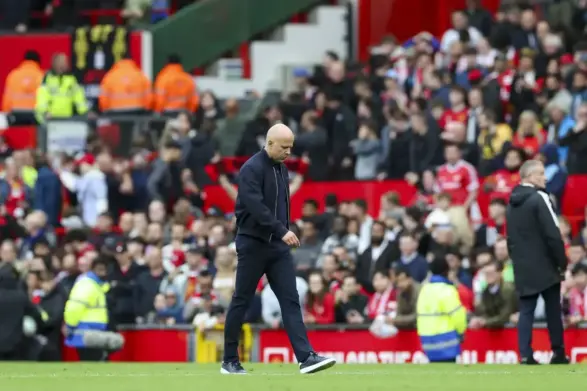 What Dominik Szoboszlai and Arne Slot did at Old Trafford says everything about Liverpool