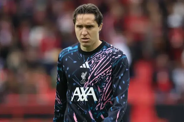 Liverpool Prepare to Sell Federico Chiesa as Arne Slot Reshapes Squad