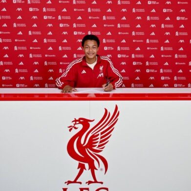 Breaking: Son of Liverpool Champions League hero signs first professional contract at Anfield