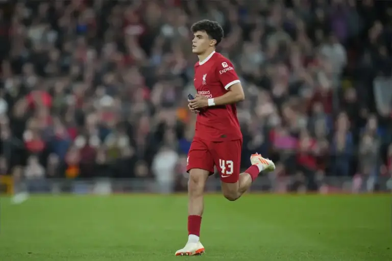 Stefan Bajcetic hands Liverpool FC major boost after rejoining team training