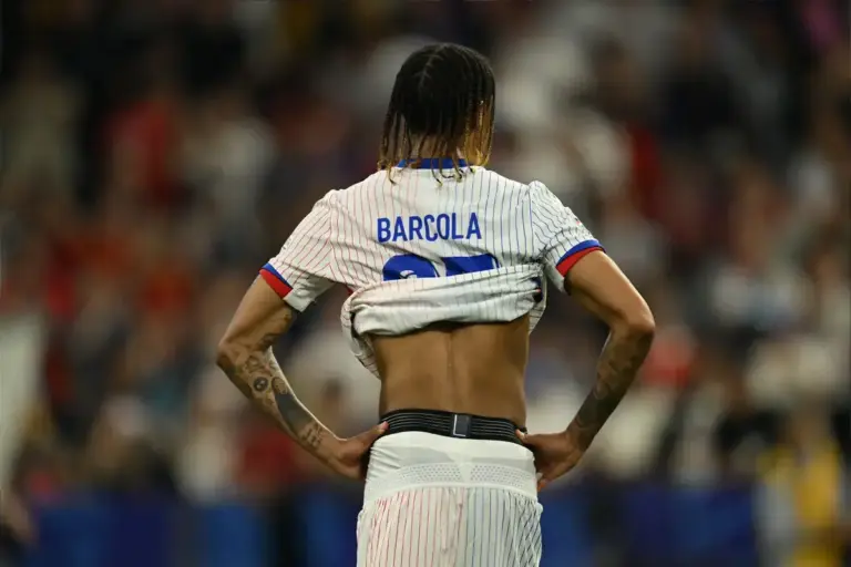 PSG price tag revealed as Barcola’s priority is Liverpool