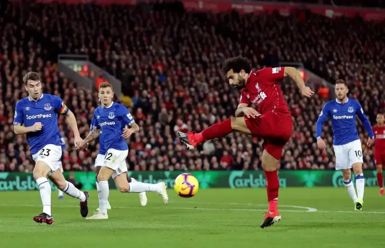 Liverpool legend reveals surprise at Mohamed Salah destination