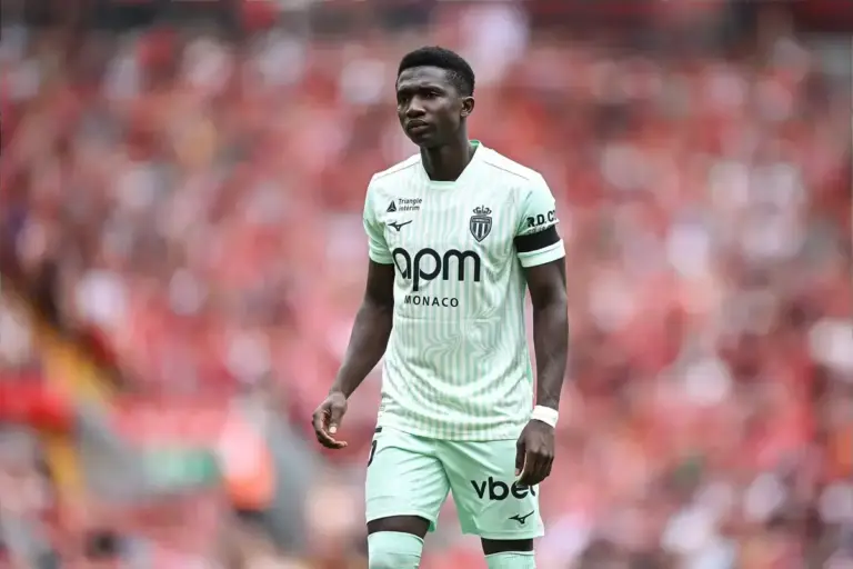 Liverpool leading race for £60m midfielder after initial talks