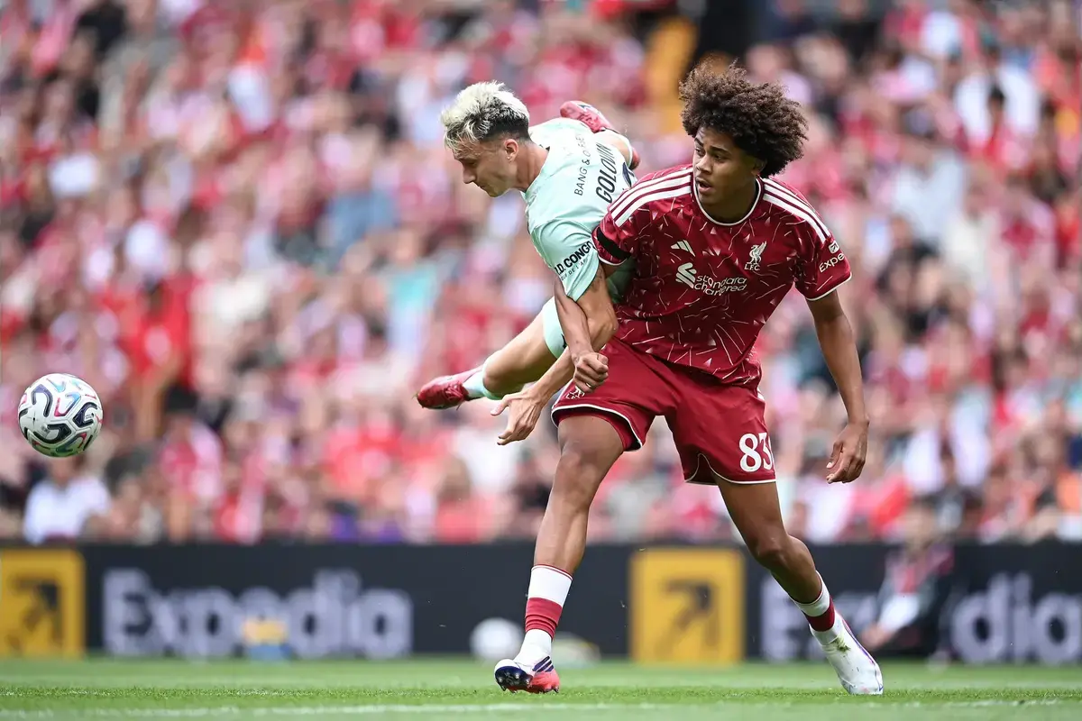 Liverpool defender expected to leave after Ronald Araujo deal officially announced