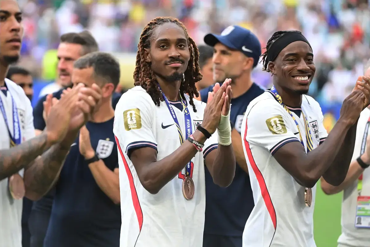 Liverpool fans given HUGE update in Djed Spence transfer saga