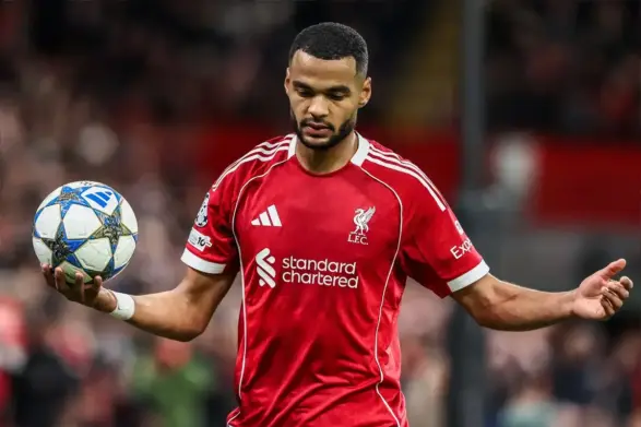Liverpool transfer news as massive £60m bid received for attacker