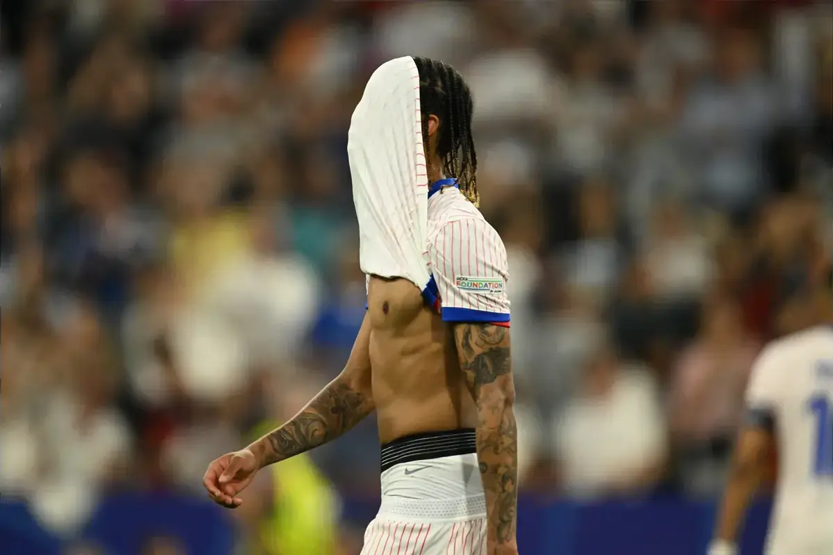 Ronald Araujo signing exposes barrier to Bradley Barcola to Liverpool transfer