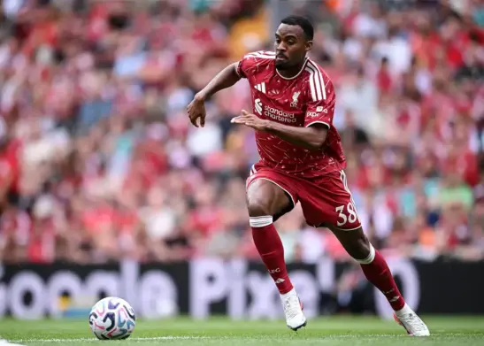 ‘Non-negotiable’ – Jermaine Pennant criticises two Liverpool players after Newcastle draw