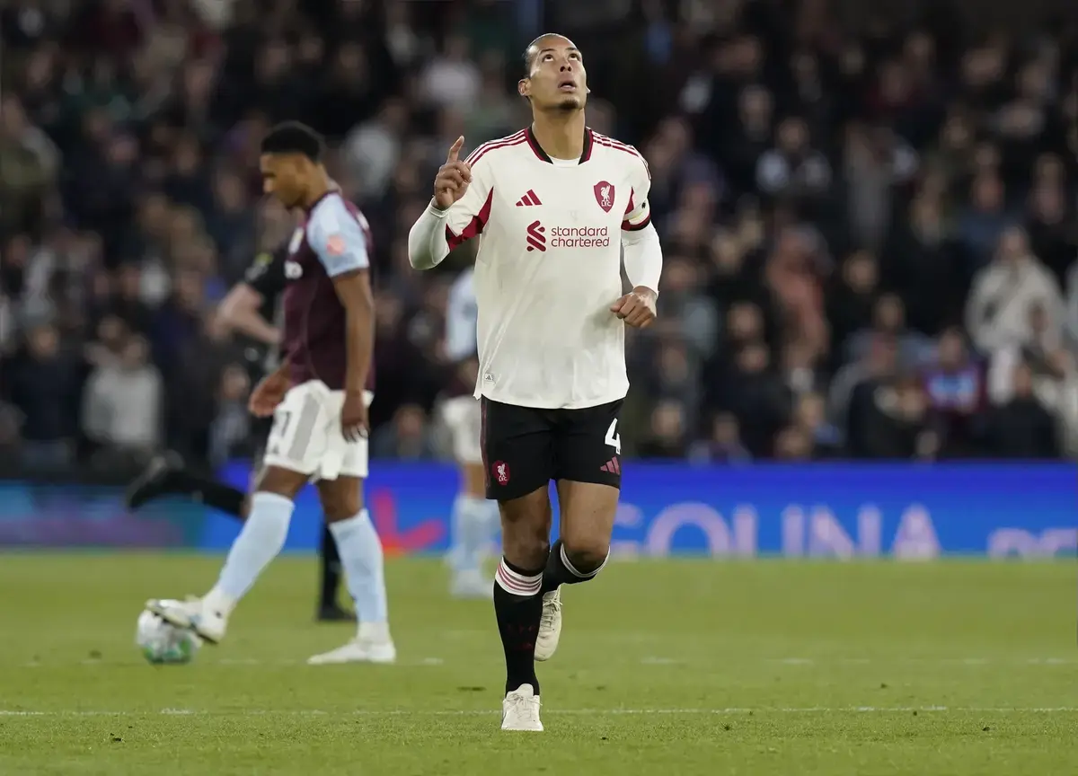 Virgil van Dijk explains where Jeremy Jacquet is better than Ronald Araujo for Liverpool