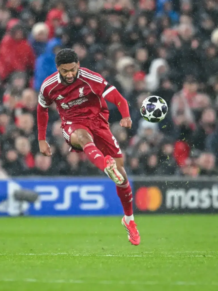 Joe Gomez Return Gives Andoni Iraola Timely Carabao Cup Boost as Hugo Ekitike Recovery Continues