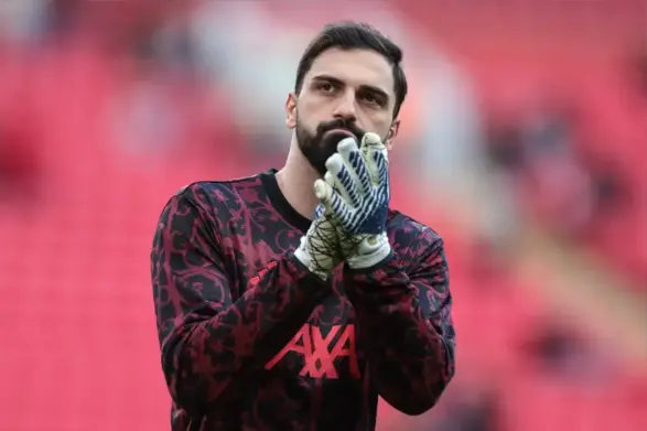 ‘Very good’ – Andoni Iraola confirms Liverpool player will start vs Tottenham